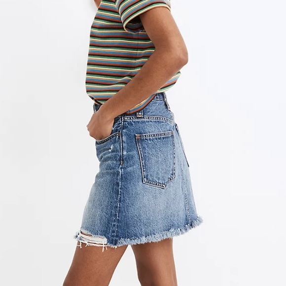 NWOT Madewell Rigid Denim Straight Mini Skirt: Destructed Edition Size 30 - Picture 4 of 13
